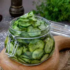 Jak wekować ogórki? Najlepsze domowe przetwory na zimowe dni