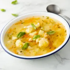 Zupa kalafiorowa jak u babci? Odkryjmy sekrety tradycyjnego smaku