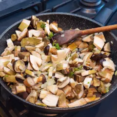 Dlaczego Twój sos grzybowy nie smakuje jak w restauracji? Rady