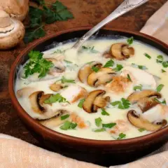 Zupa pieczarkowa jak od szefa? Przepis do kulinarnego sukcesu