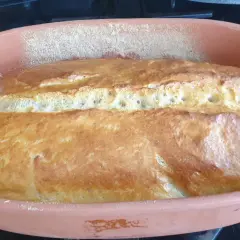 Jak upiec idealny chleb z garnka rzymskiego na drożdżach: przepis krok po kroku