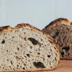 Jaki typ mąki pszennej wybrać do domowego chleba? Oto sekret!