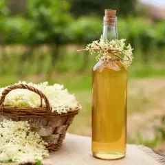 Babciny przepis na nalewkę z dzikiego bzu to naturalny eliksir!