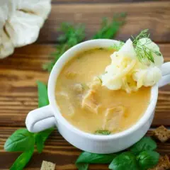 5 najlepszych przypraw do zupy kalafiorowej: TOP smak i aromat