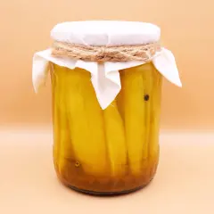 Jak zrobić ogórki z przyprawą curry, które zaskoczą Twoje kubki smakowe