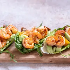 Keto przekąski na imprezę - pyszne i zdrowe propozycje