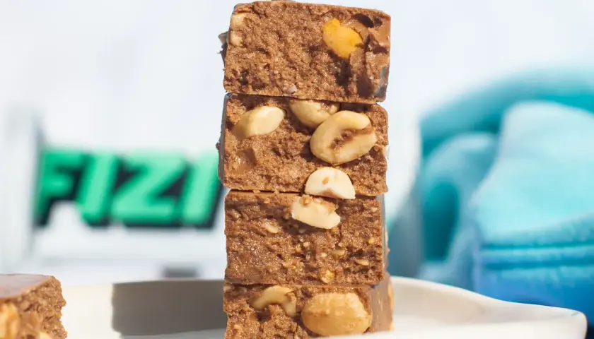 Baton proteinowy przed czy po treningu – co wybrać dla lepszej regeneracji?