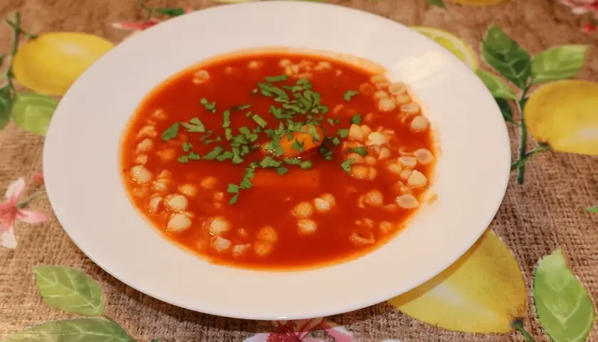 Idealna zupa z passaty w 3 krokach! To prosty przepis dla każdego
