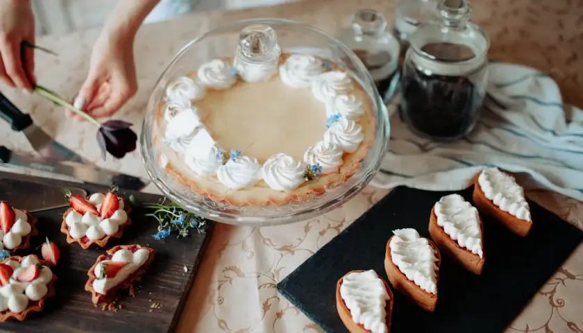 5 nietypowych przepisów ze śmietany w kuchni, które pokochasz