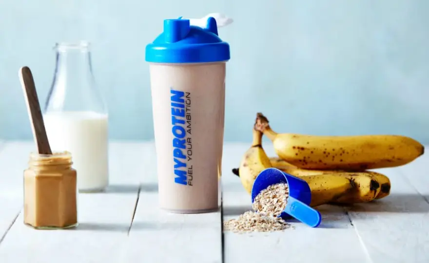 Czy shake proteinowy jest zdrowy? Odkryj korzyści i zagrożenia