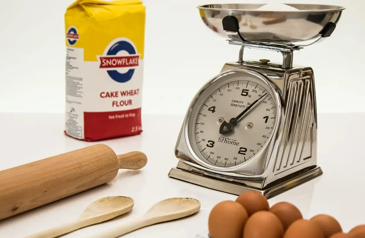 Zdjęcie Ile szklanek mąki w kilogramie? Odpowiedź może Cię zaskoczyć!